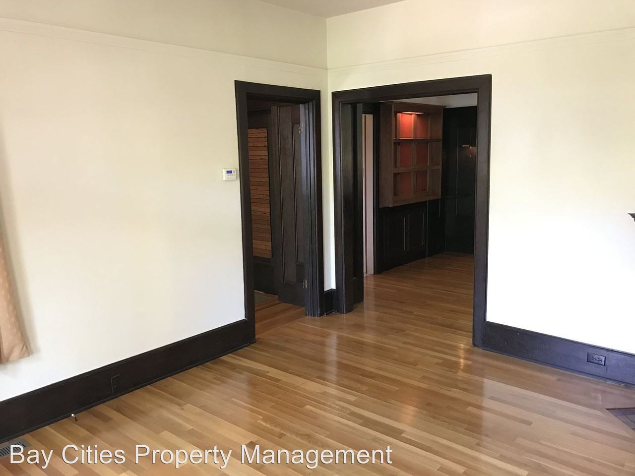 2840 Regent St - Photo 3 of 16