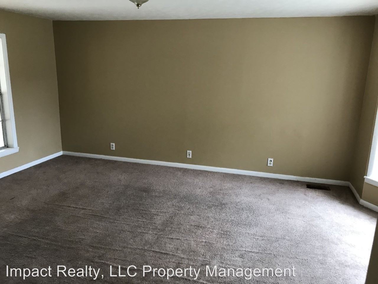 911 Bain Ave - Photo 2 of 7