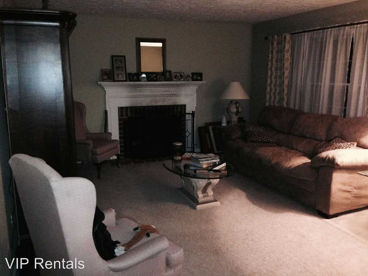 216 Maple Hills Dr - Photo 2 of 11