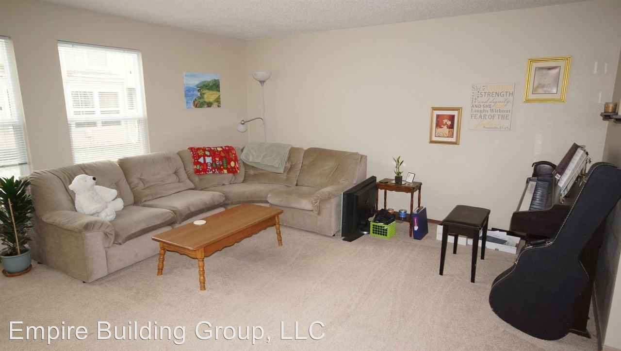 1018 Davidson Dr. - Photo 3 of 12