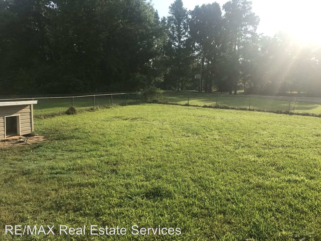 3586 Bellevue Rd - Photo 3 of 14