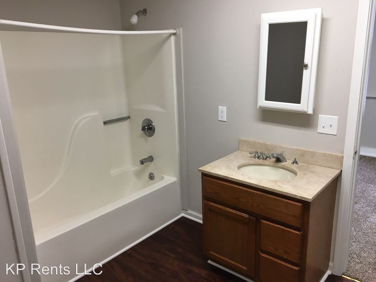 713 S Governor St - Photo 2 of 9