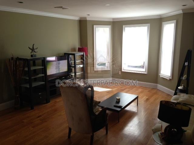 55 Crawford St 2 - Photo 3 of 9