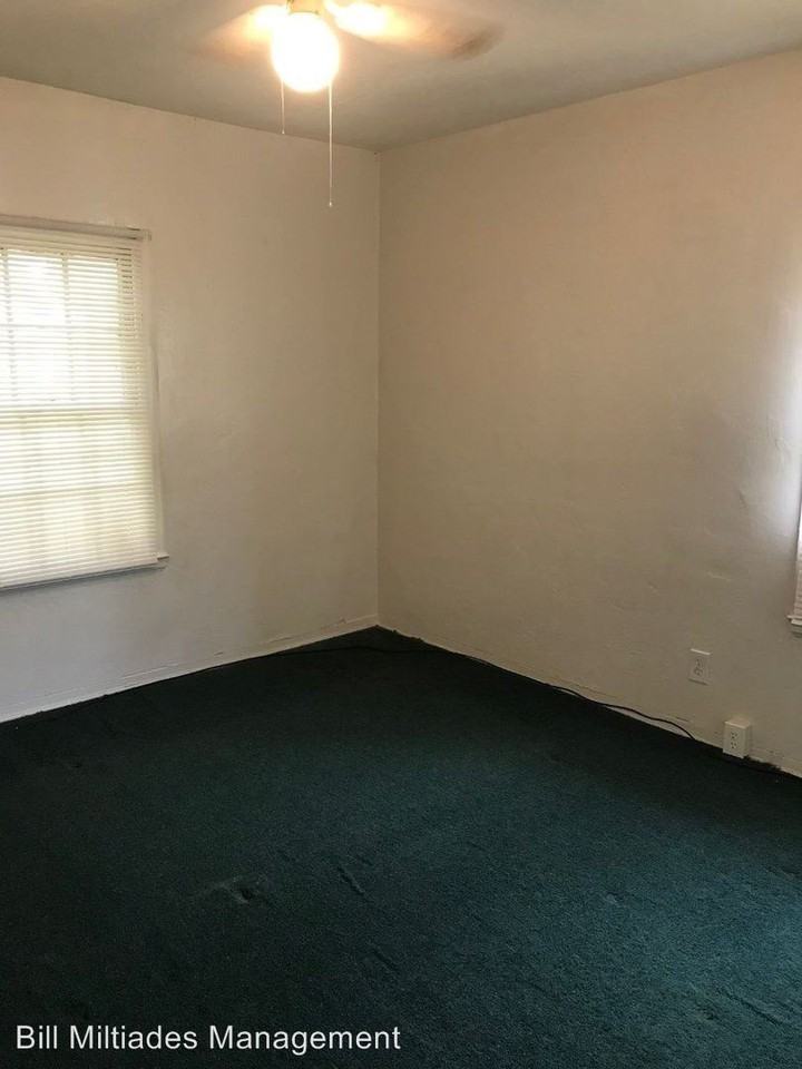 1221 E 55th St - Photo 3 of 7