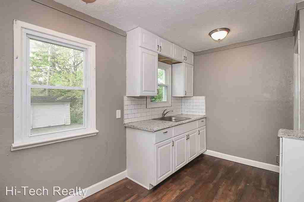 20914 Watson Rd - Photo 2 of 42