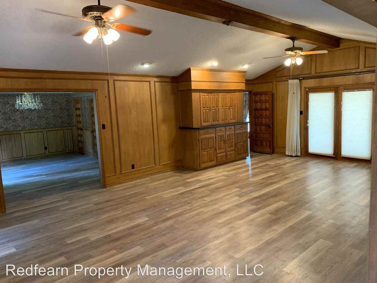 2506 Cedar Creek Dr - Photo 3 of 14