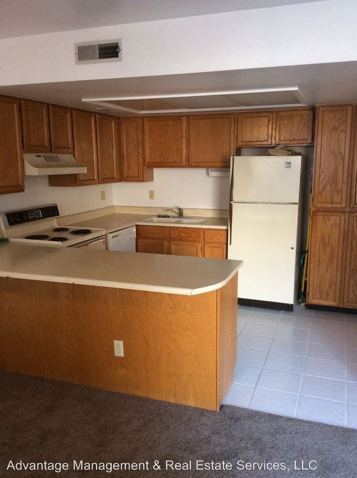 136 E 400 N #204 - Photo 2 of 9