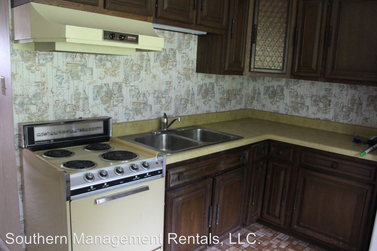 2571 Blackberry Rd - Photo 3 of 7