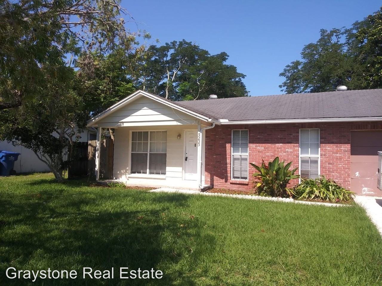 3233 Lodi Dr - Photo 2 of 13