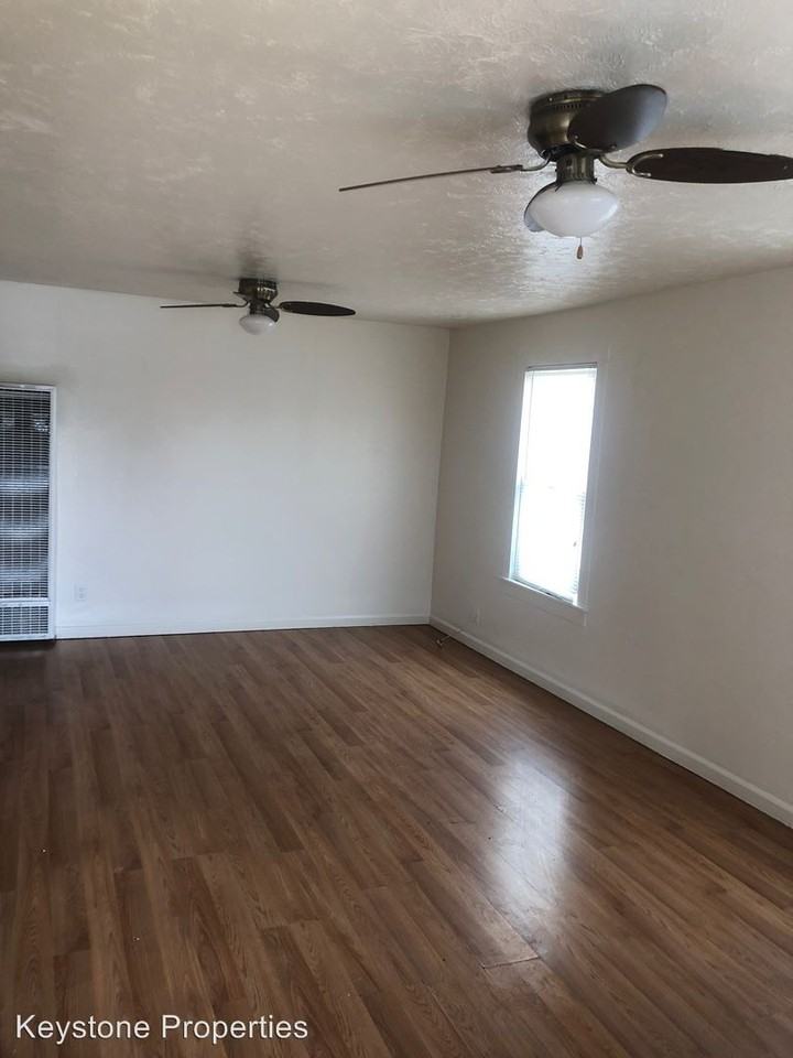 7577 Walnut Ave - Photo 3 of 4