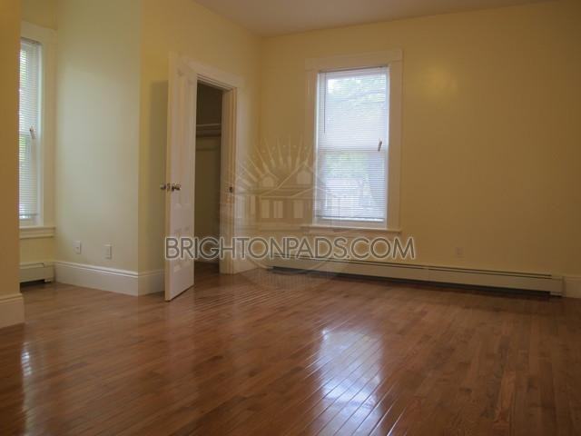 Sparhawk St #2