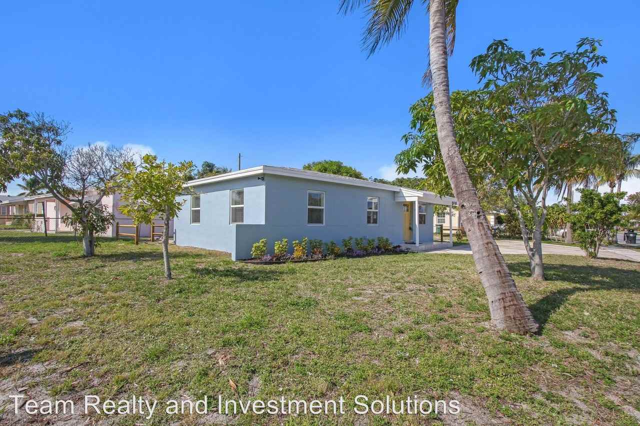 1425 S C Terrace - Photo 3 of 16