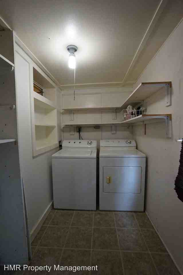 259 W 6th St - Photo 2 of 17