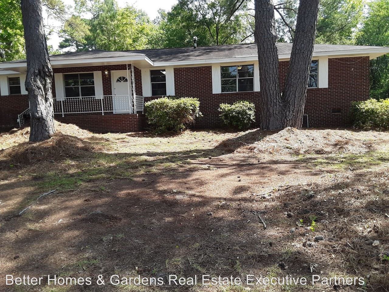 2817 Meadowbrook Dr - Photo 2 of 10