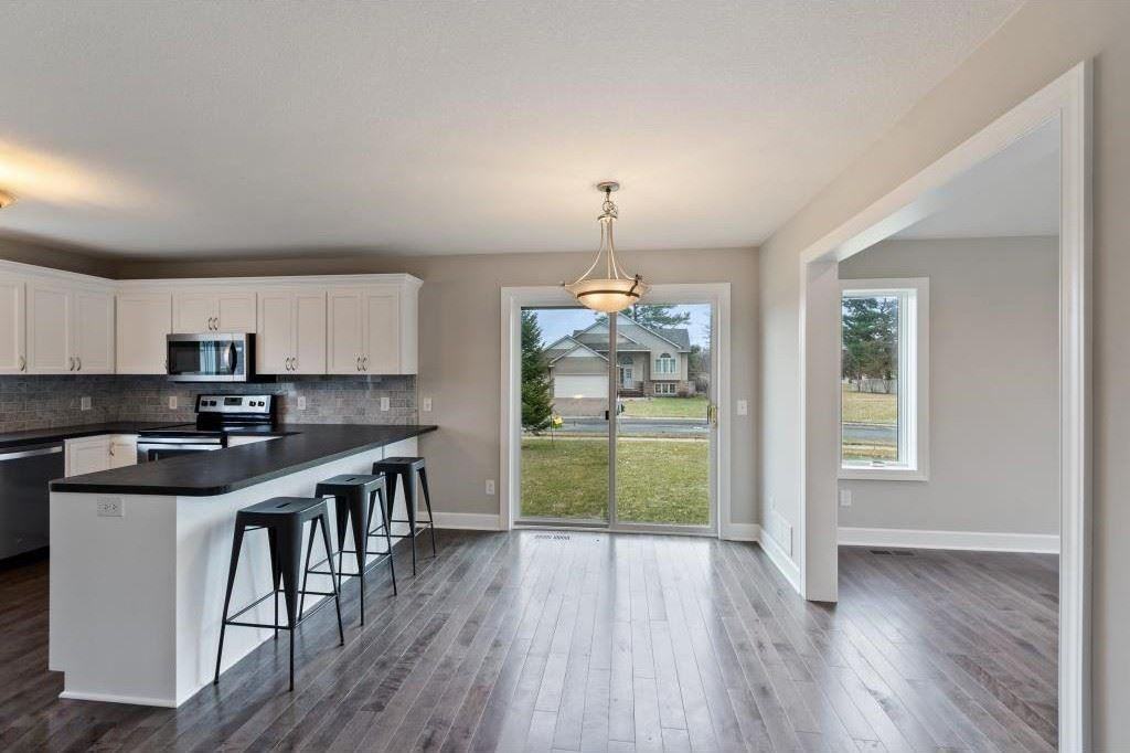 10562 Spruce St - Photo 2 of 10