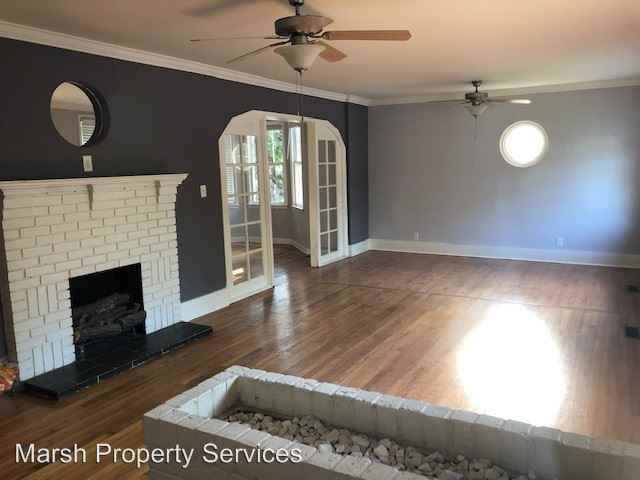 901 Maupas Ave - Photo 2 of 11