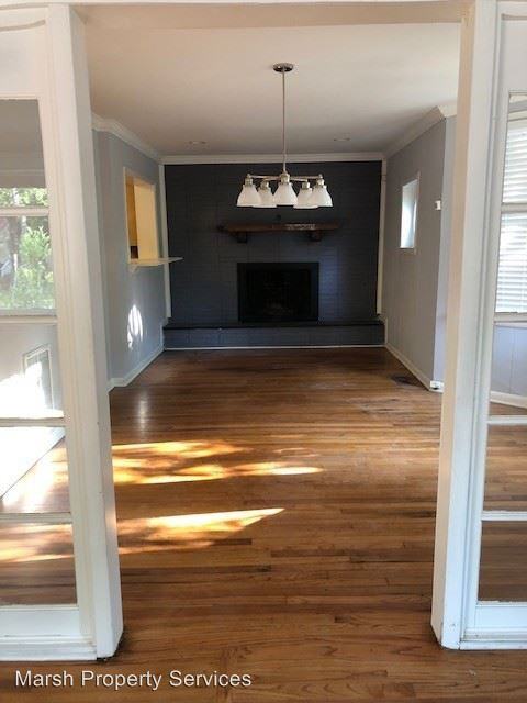 901 Maupas Ave - Photo 3 of 11