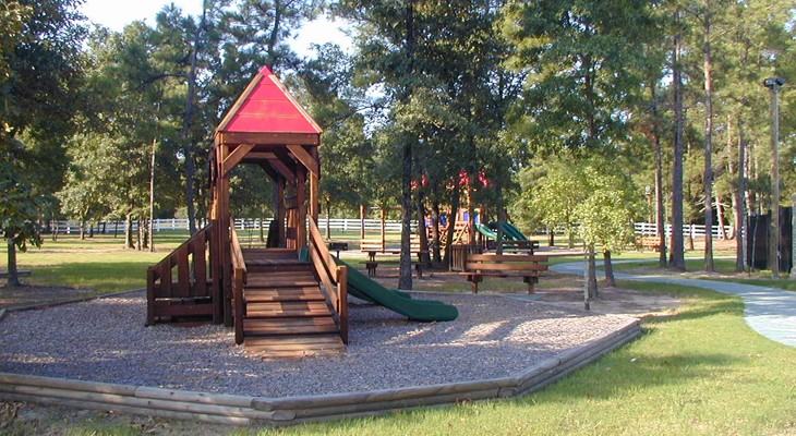 Grand Oaks Homes - Photo 3 of 13