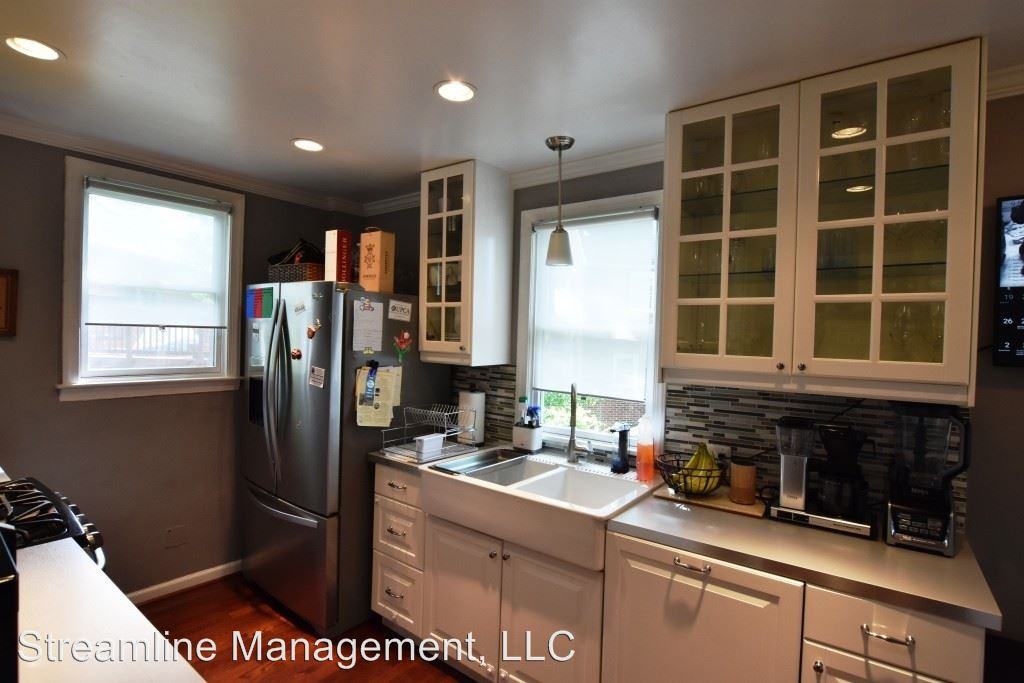 6711 Queens Chapel Rd - Photo 3 of 28