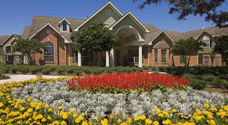 Riverbend Apartment Homes - Photo 2 of 5