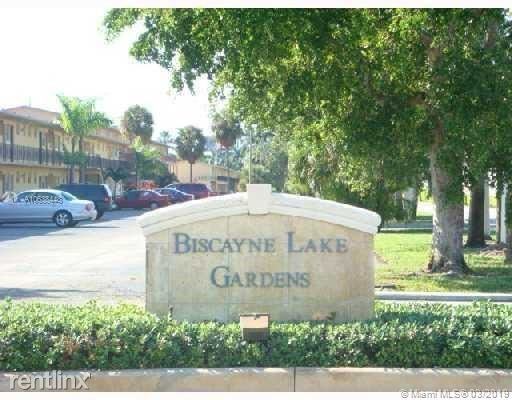 20201 NE 29th Ct - Photo 2 of 18