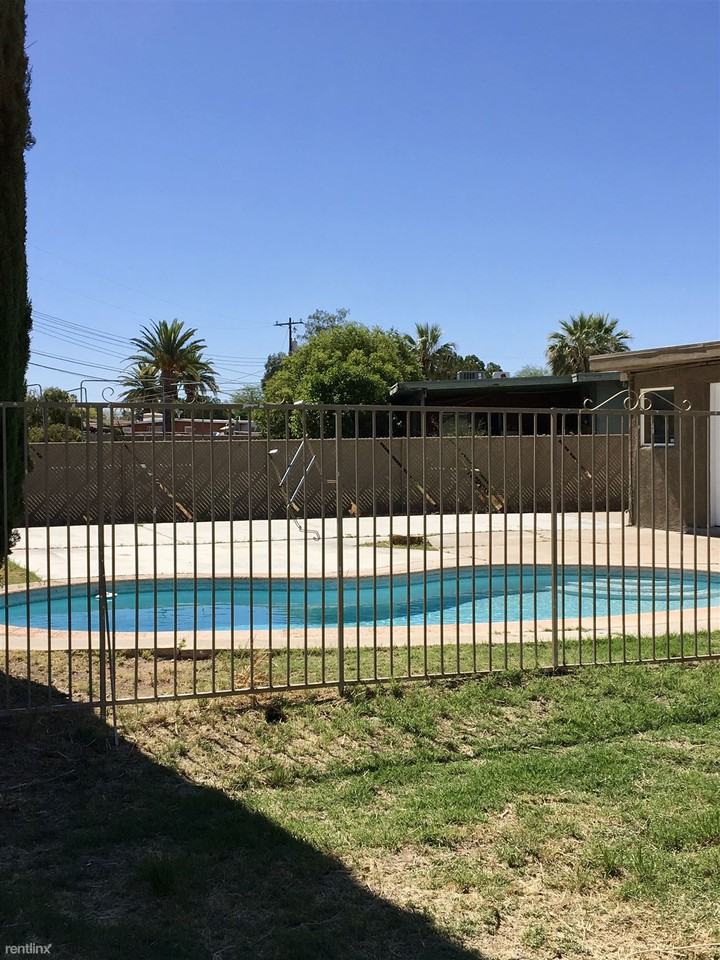 7137 E 32nd Pl - Photo 3 of 17