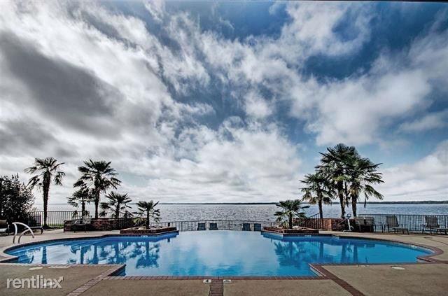 550 Post Road 122 - Photo 2 of 13