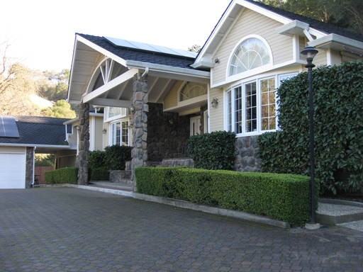 13746 Pierce Rd - Photo 2 of 37