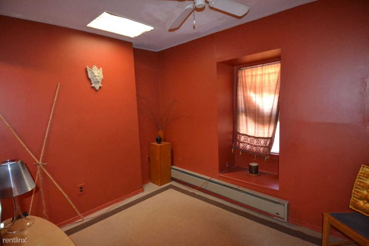 328 South 17th Street - Photo 3 of 7