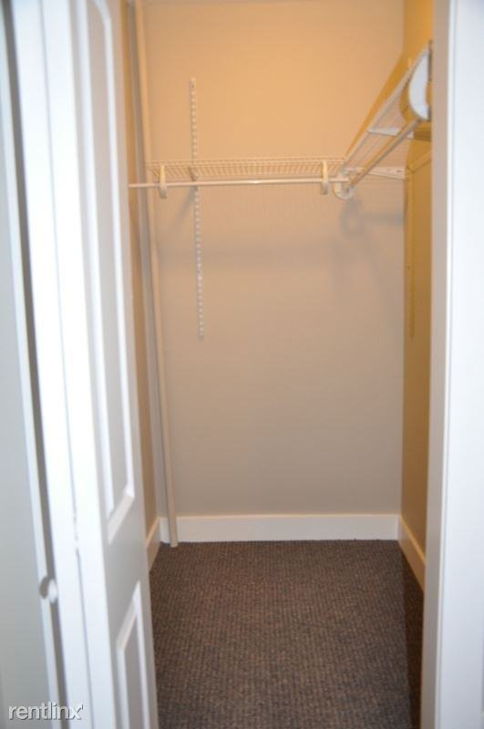 702 4th Ave E 102 - Photo 3 of 7