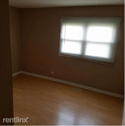 3951 171st street - Photo 2 of 6