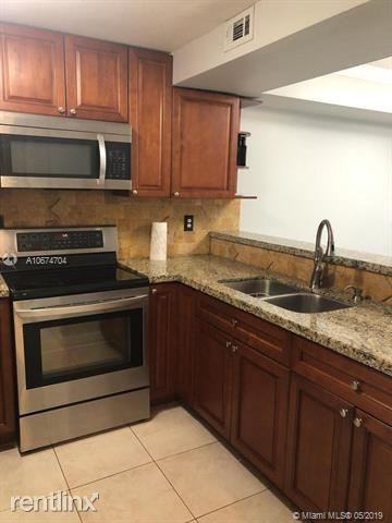 EL CONQUISTADOR SOUTH CON - Photo 2 of 23