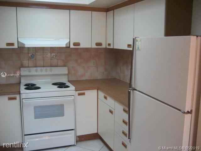 KENLAND POINTE CONDO 1 Apartments 9022 SW 123rd Ct, The Crossings