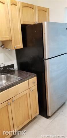 BRITTANY HOUSE - Photo 3 of 24