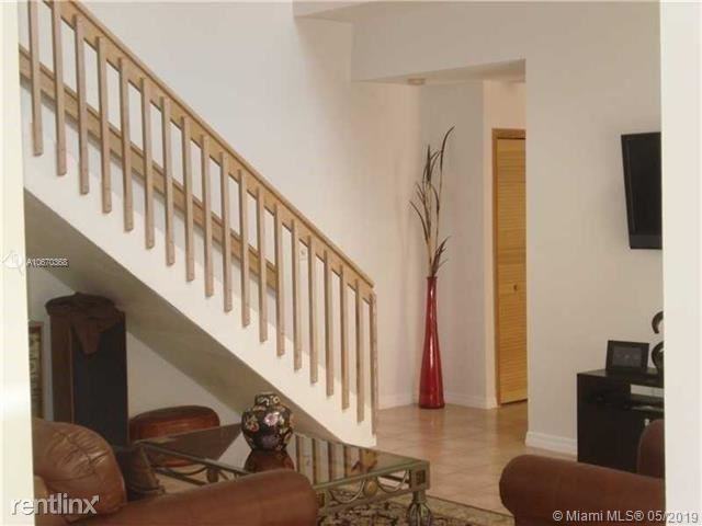14900 SW 104 ST - Photo 2 of 14