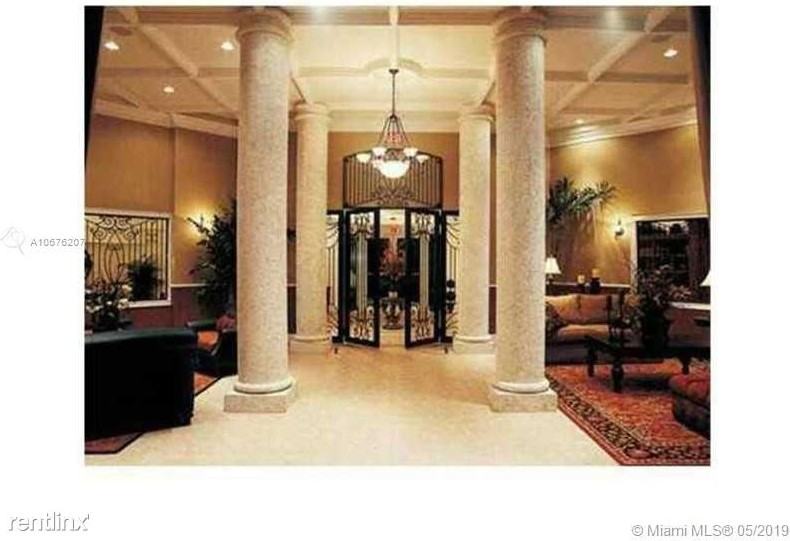 17150 N Bay Rd - Photo 3 of 20