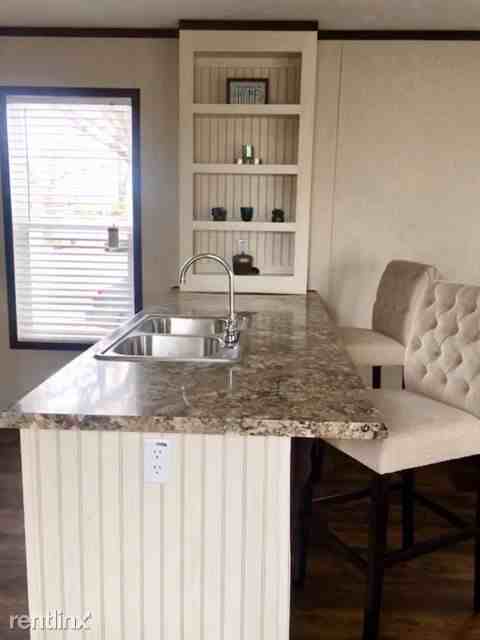 Chestnut St & Donnell Blvd - Photo 2 of 7