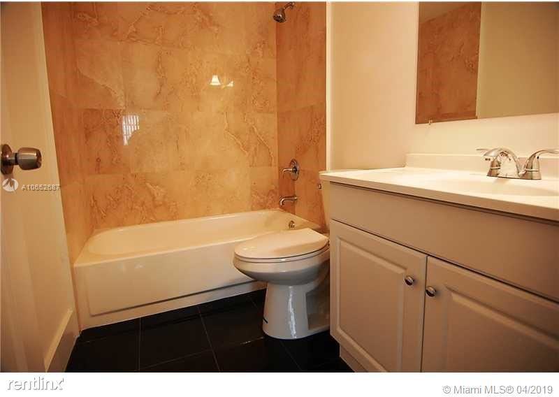 701 Euclid Ave - Photo 3 of 11