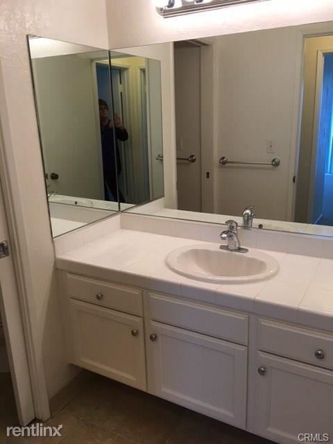 555 Esplanade - Photo 3 of 6