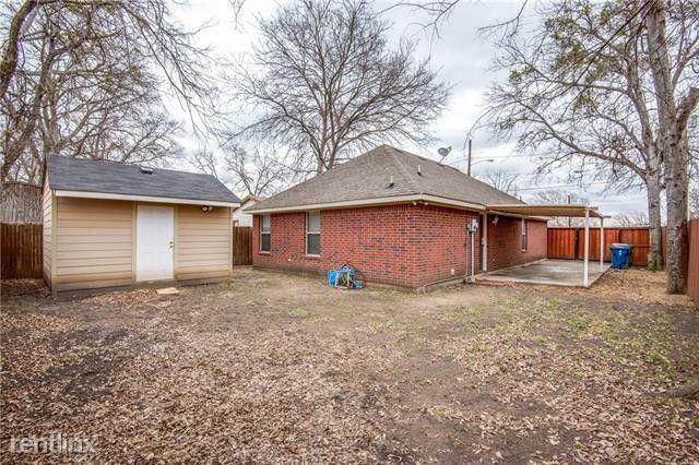 801 Main St - Photo 3 of 9