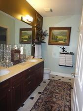 2944 N Lincoln Plaza #2N