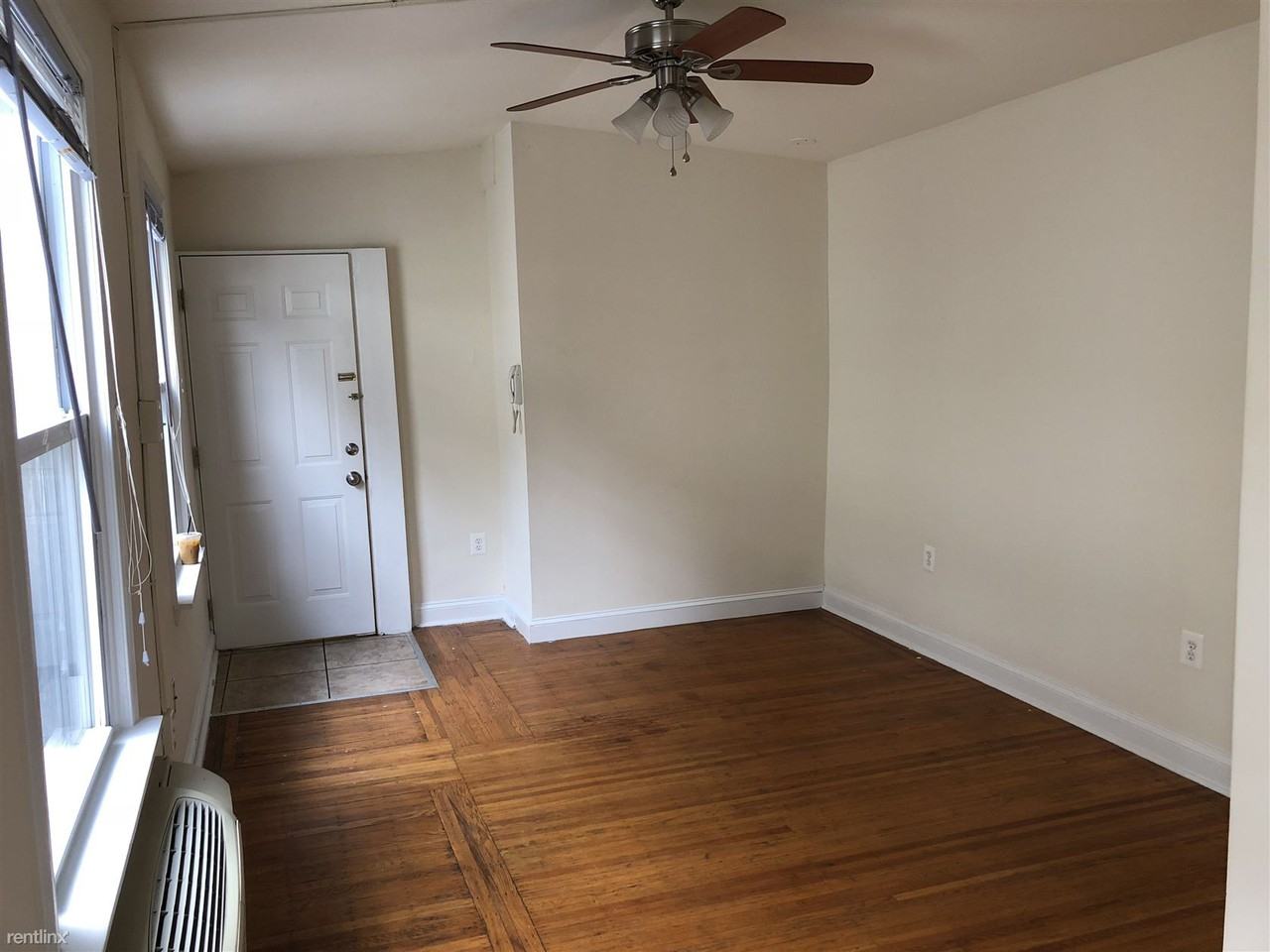 326 S 16th Street - Photo 3 of 8