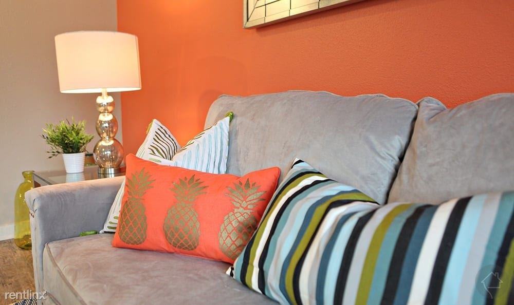 2002 San Sebastian Ct - Photo 2 of 18