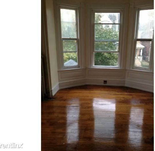 4842 Cedar Ave - Photo 2 of 19