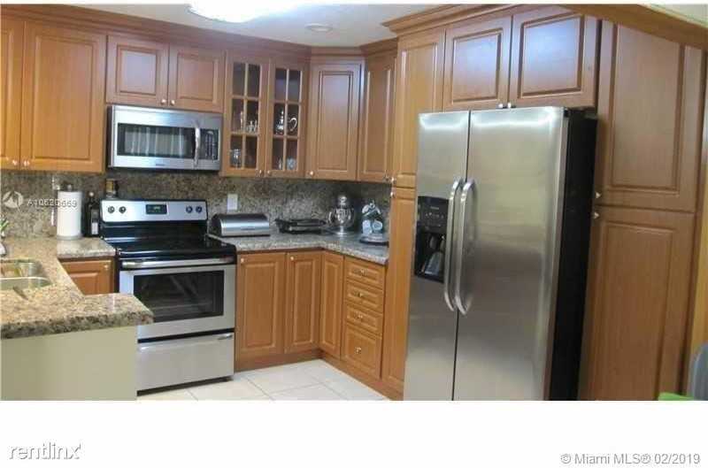 20937 Bay Ct - Photo 2 of 19