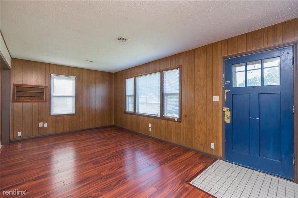 2316 SW Grand Blvd - Photo 3 of 11