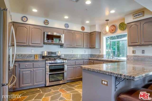 20641 Medley Ln - Photo 3 of 11