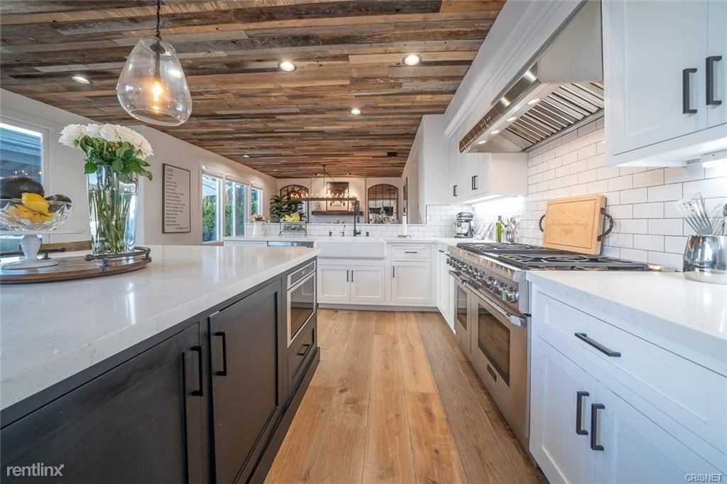 23477 Palm Dr - Photo 3 of 10