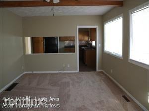 463 W 2nd St - Photo 3 of 9