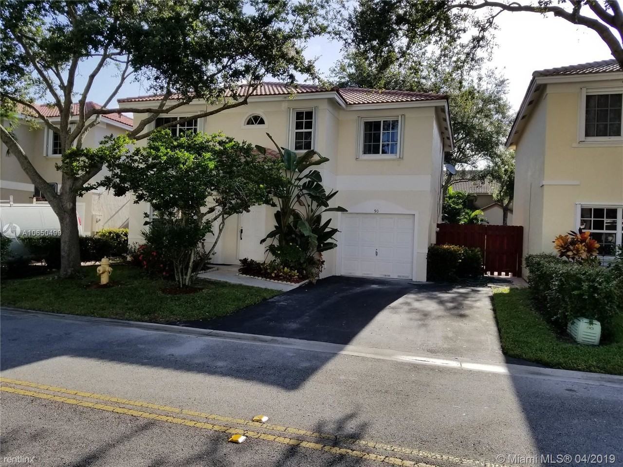 90 NW 110th Ave #90